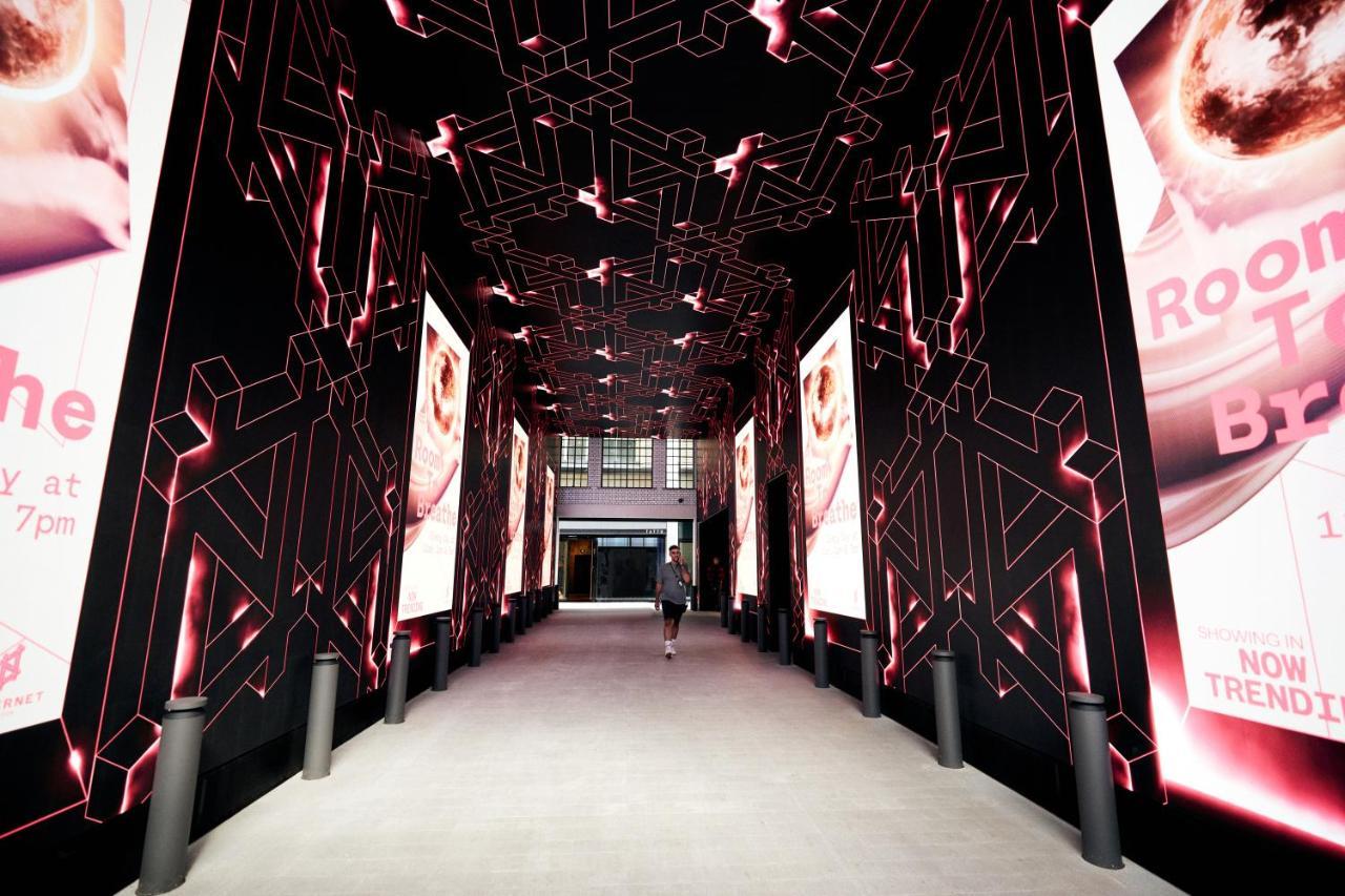 Chateau Denmark London Exterior photo The LED Tunnel